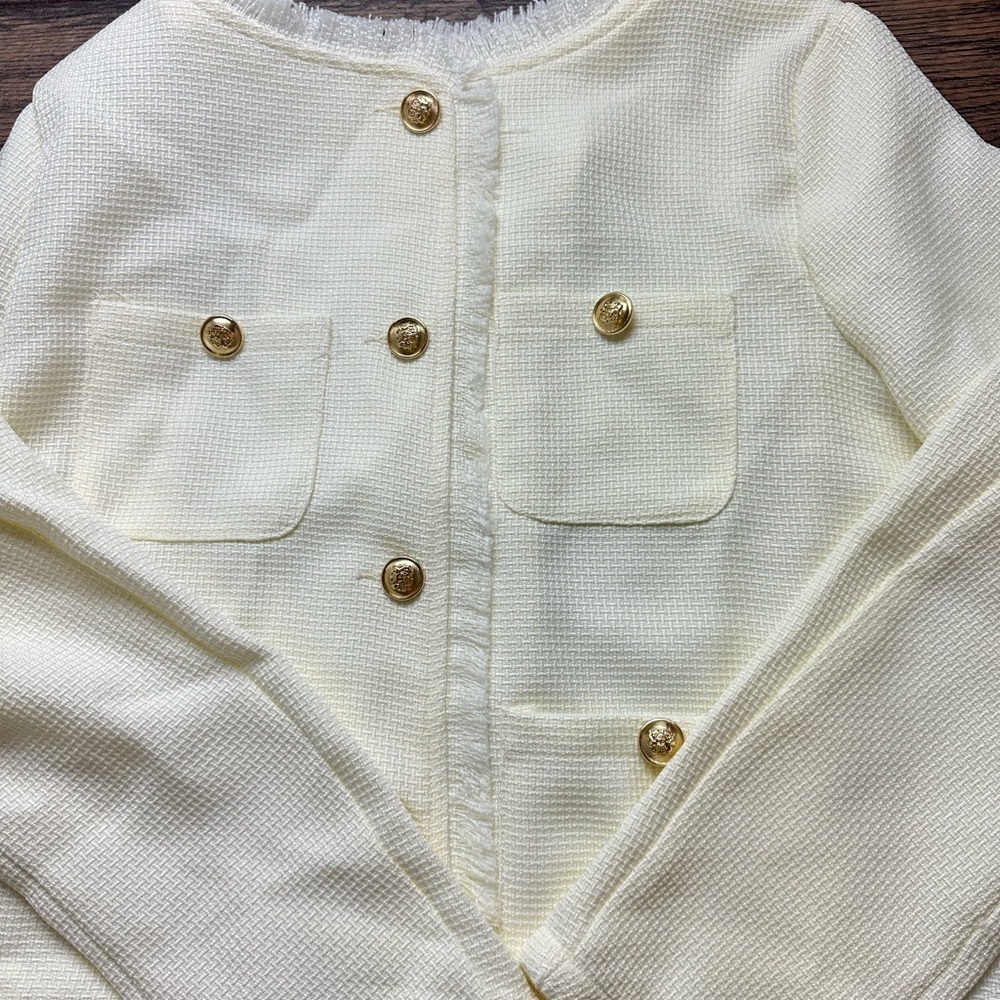 SHEIN Cream Textured Fabric - Picture 5 of 6
